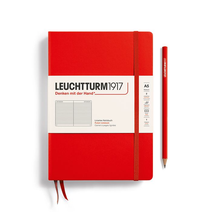Carnet Medium (A5) couverturerigide, 251 pages numérotées, ligné, rouge