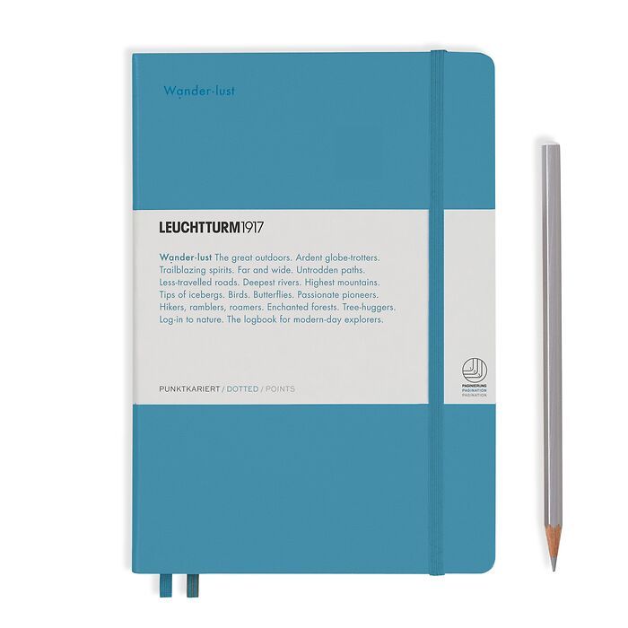 Carnet de Notes Medium (A5), 251 pages nummerotés, pointillés, Nordic Blue, 'Wanderlust'