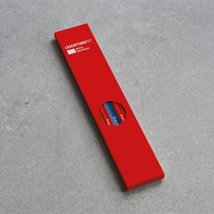 Crayon HB, LT1917, sorté 2 coul.:  4  x rouge, 1 x bleu royale,  Bauhaus